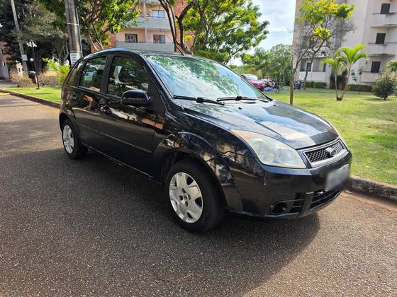 FORD FIESTA 1.6 MPI HATCH 8V FLEX 4P MANUAL FORD FIESTA 1.6 MPI HATCH 8V FLEX 4P MANUAL